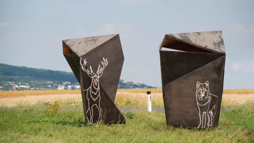 【組圖】現(xiàn)代景觀雕塑裝置藝術(shù)賞析